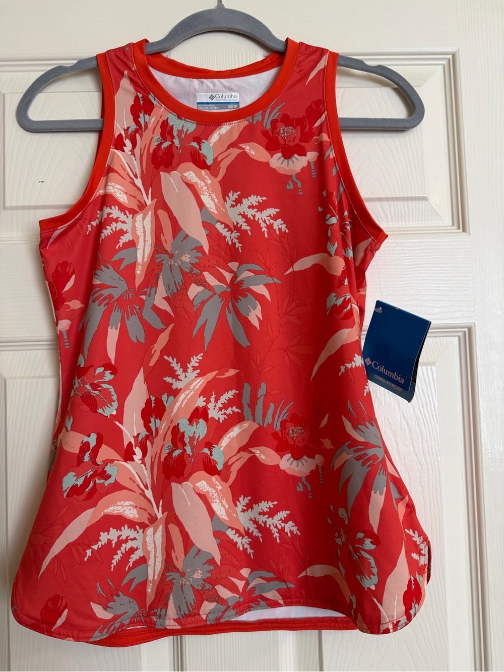 Columbia Women’s Bright Poppy Magnolia With Omni-Freeze Tank Top - Picture 3 of 7
